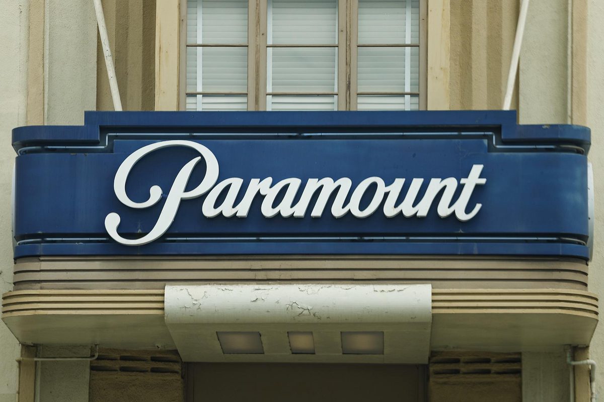 El sindicato de guionistas de Hollywood demanda a Paramount para evitar fusión con Warner