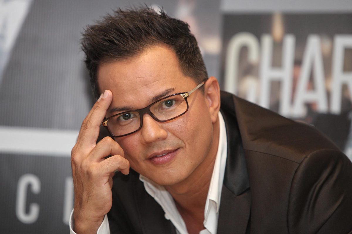 La Fiscalía ocupa bienes del cantante colombiano Charlie Zaa por vínculos con paramilitares