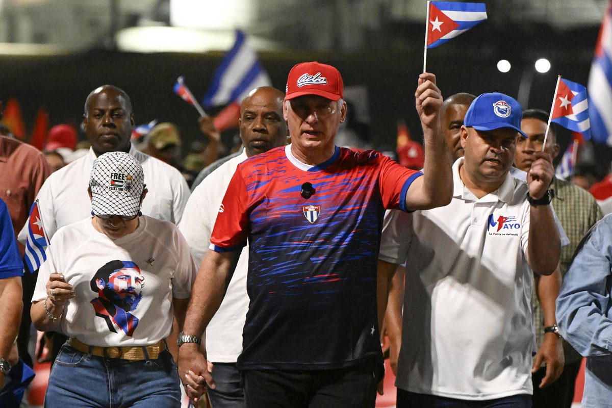 Díaz-Canel insiste en que EE.UU. “recurre a la mentira” para una posible agresión a Cuba