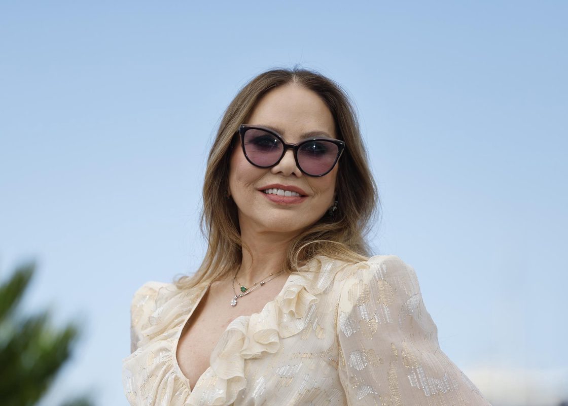 La actriz italiana Ornella Muti planea solicitar la ciudadanía rusa, dice su hija