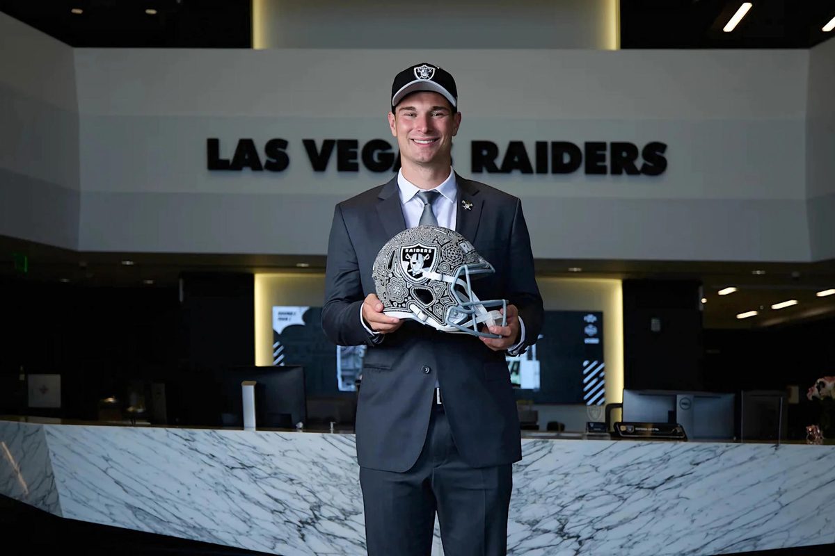 Fernando Mendoza, número 1 del ‘draft’, firma con los Raiders por 57 millones de dólares