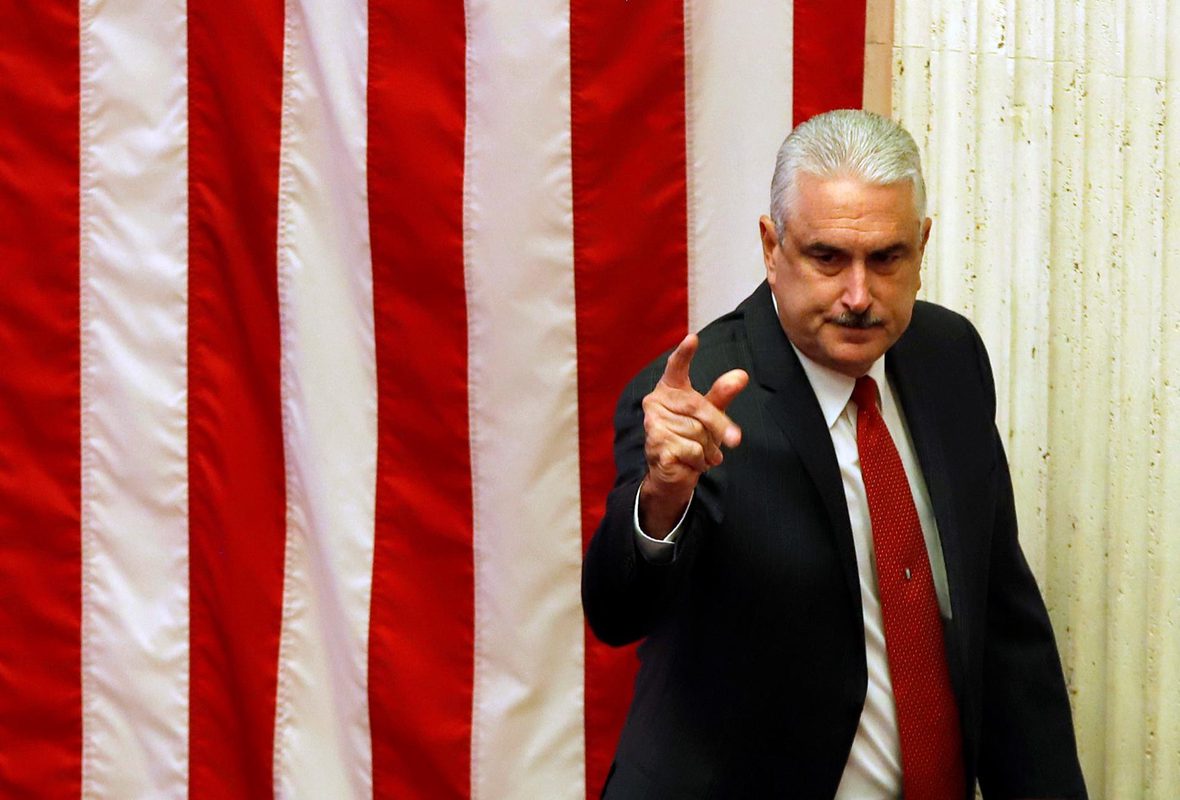 Rivera Schatz alega que Francisco Domenech retiró fiscales y abogados del Senado