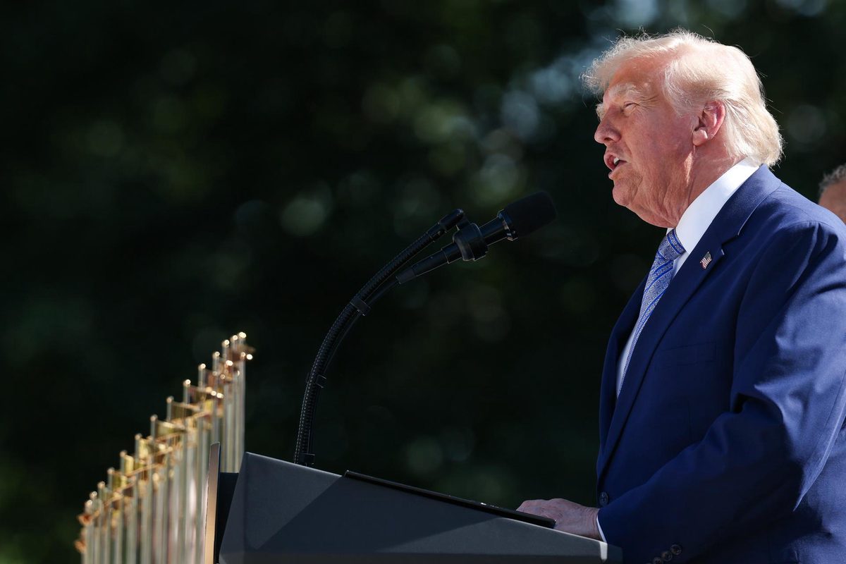 Trump amenaza con nuevos aranceles contra la Unión Europea por la multa a Google