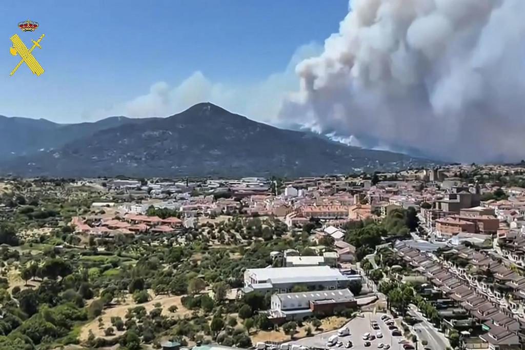 Más de 40.000 madrileños permanecen evacuados o confinados por el incendio