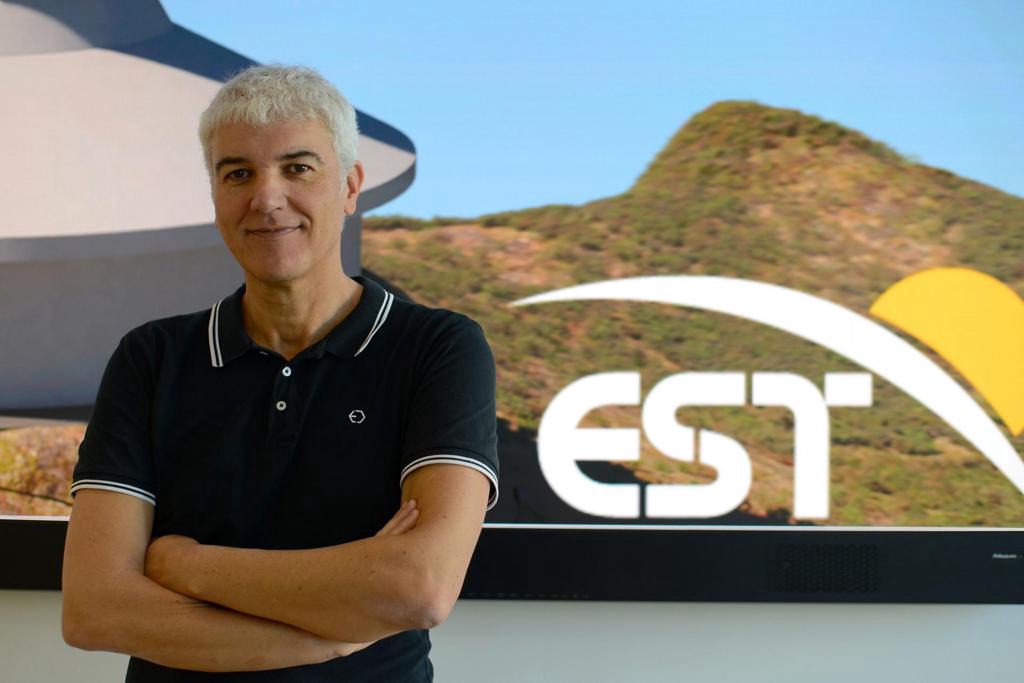 Héctor Socas, astrofísico: «El optimismo es hoy una urgente necesidad de supervivencia»