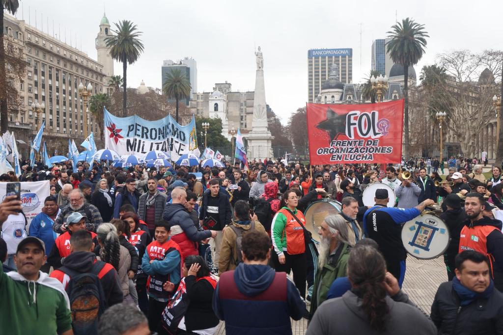 Cientos protestan en Argentina contra la visita de la directora gerente del FMI