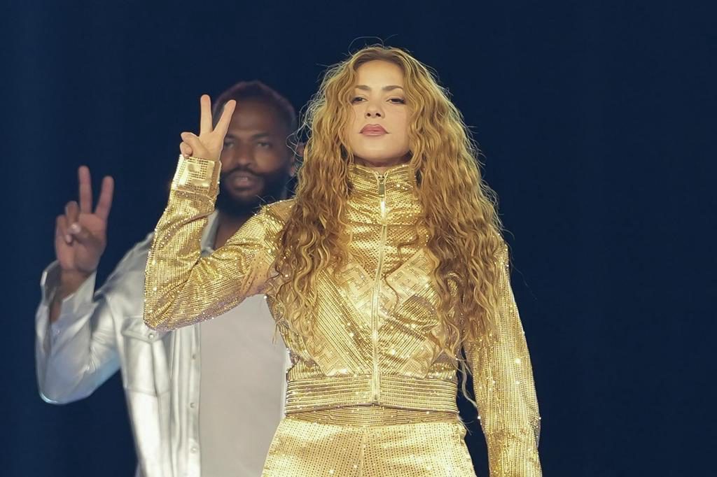 ‘Dai Dai’ de Shakira y el nuevo disco de Gracie Abrams tientan los tronos de Quevedo