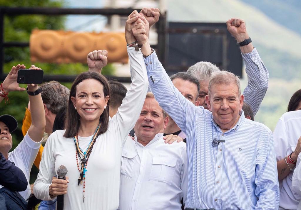 Machado y González esperan que diálogo entre chavismo y un grupo opositor logre elecciones en Venezuela