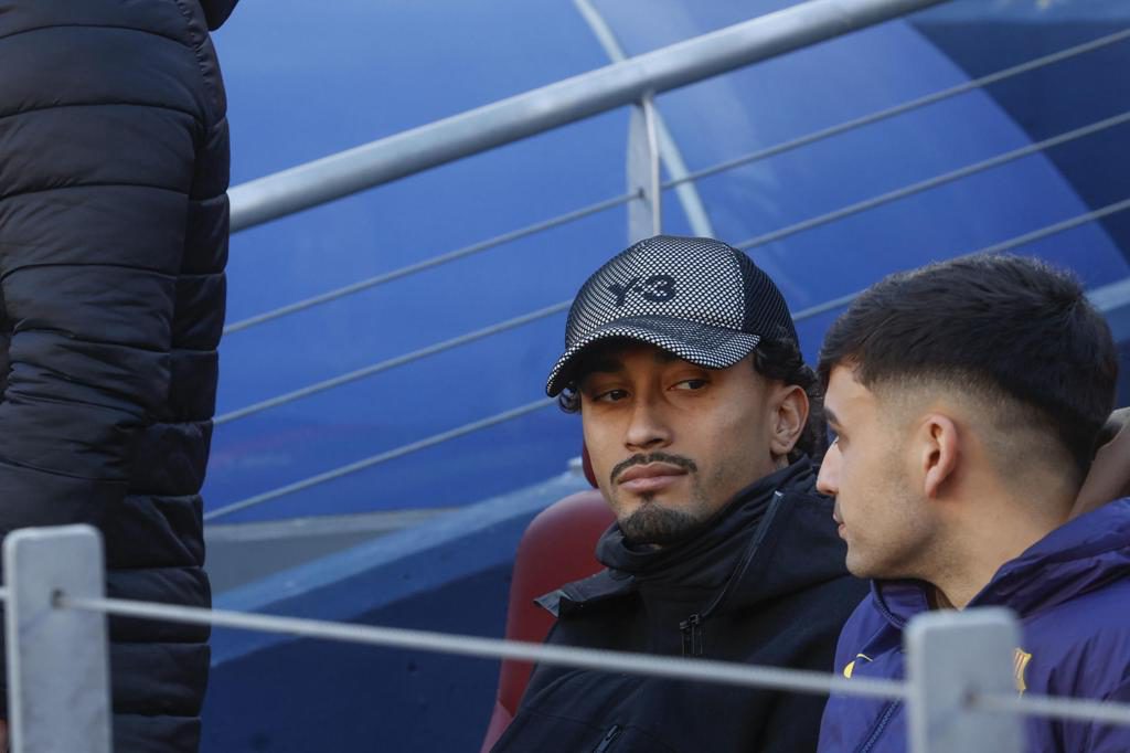 Raphinha se suma a la concentración del Barça en Inglaterra