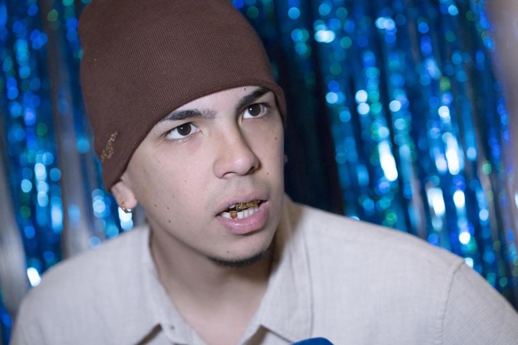 El rapero argentino Milo J: «Quiero llegar más que nada a la gente que habla mi idioma»
