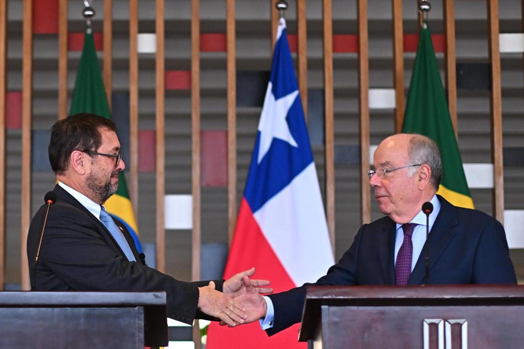 Los cancilleres de Brasil y Chile defienden «acelerar» el corredor bioceánico