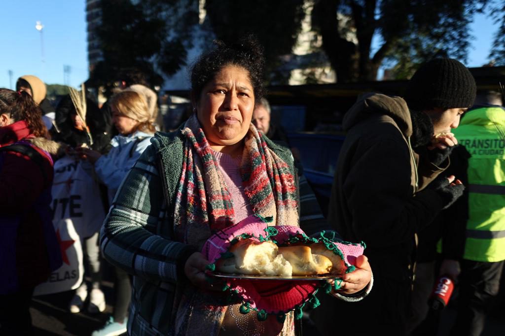 Argentinos imploran al santo del trabajo ante un difícil panorama laboral