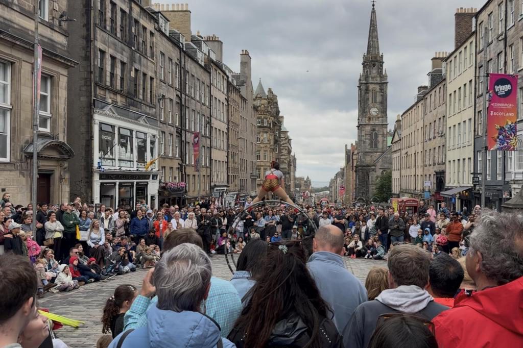 El Festival Fringe toma las calles de Edimburgo con más de 3.600 espectáculos de 71 países