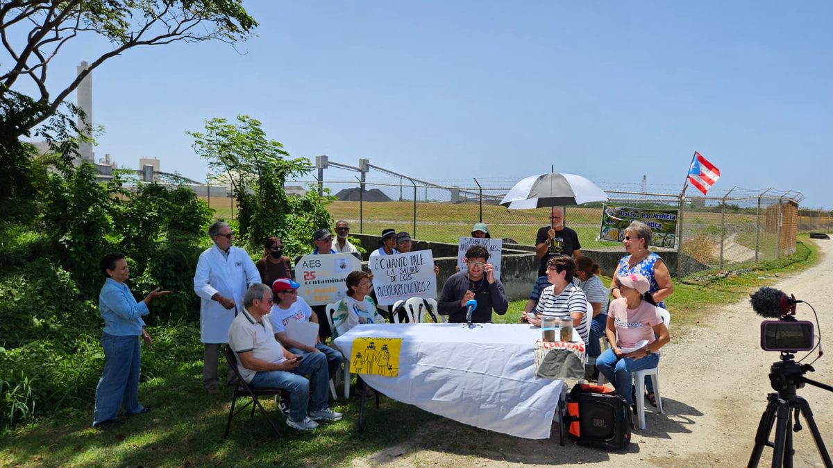 Alertan que millonaria inversión extendería por 25 años la quema de carbón en Guayama