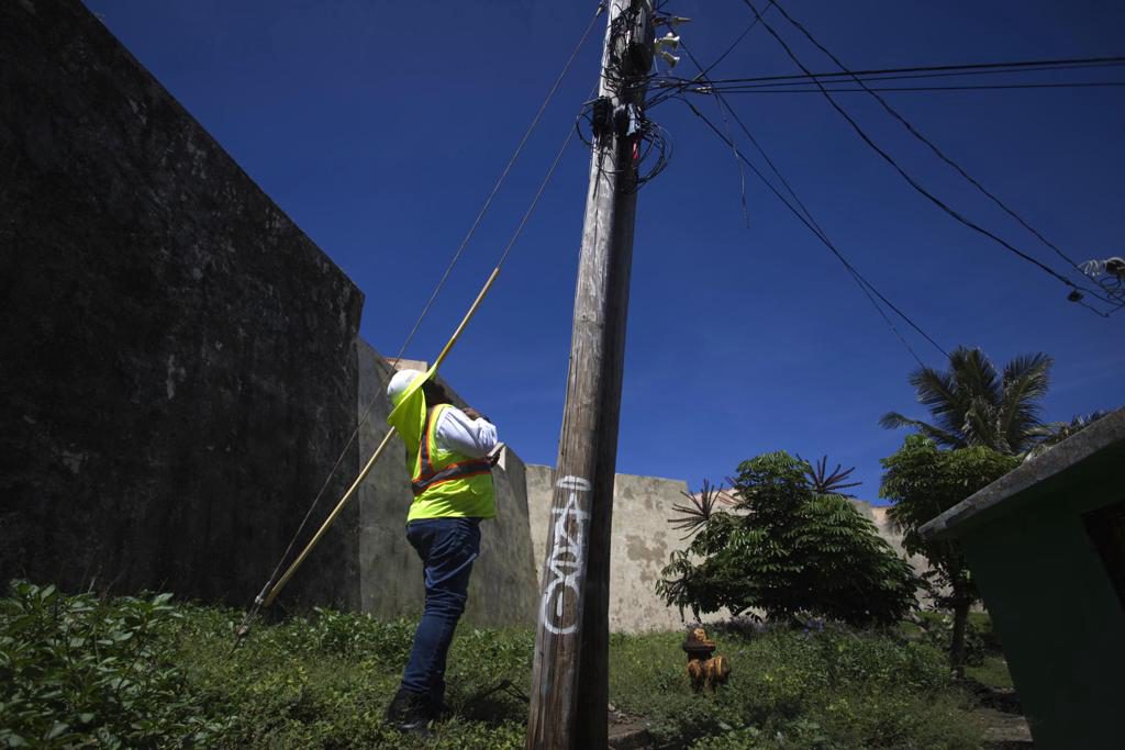 Energía de EEUU renueva órdenes de emergencia para la red eléctrica de Puerto Rico
