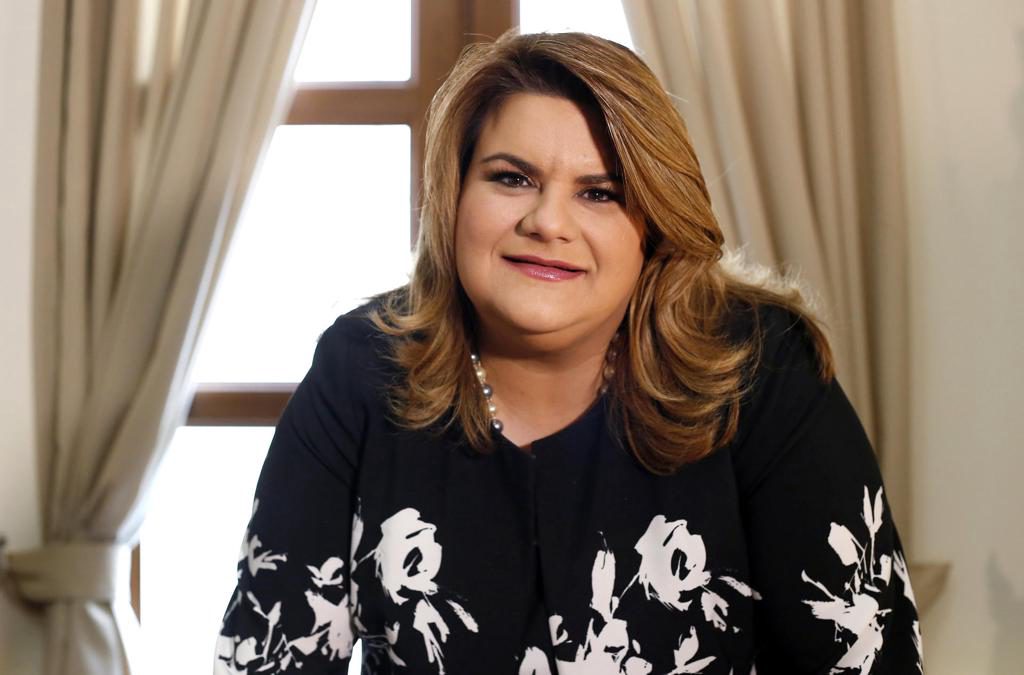 «Nada puede ser eterno»: Gobernadora ante reunión de Rivera Schatz y Burgos
