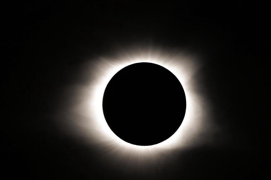 Cuenta atrás para un histórico eclipse total de Sol