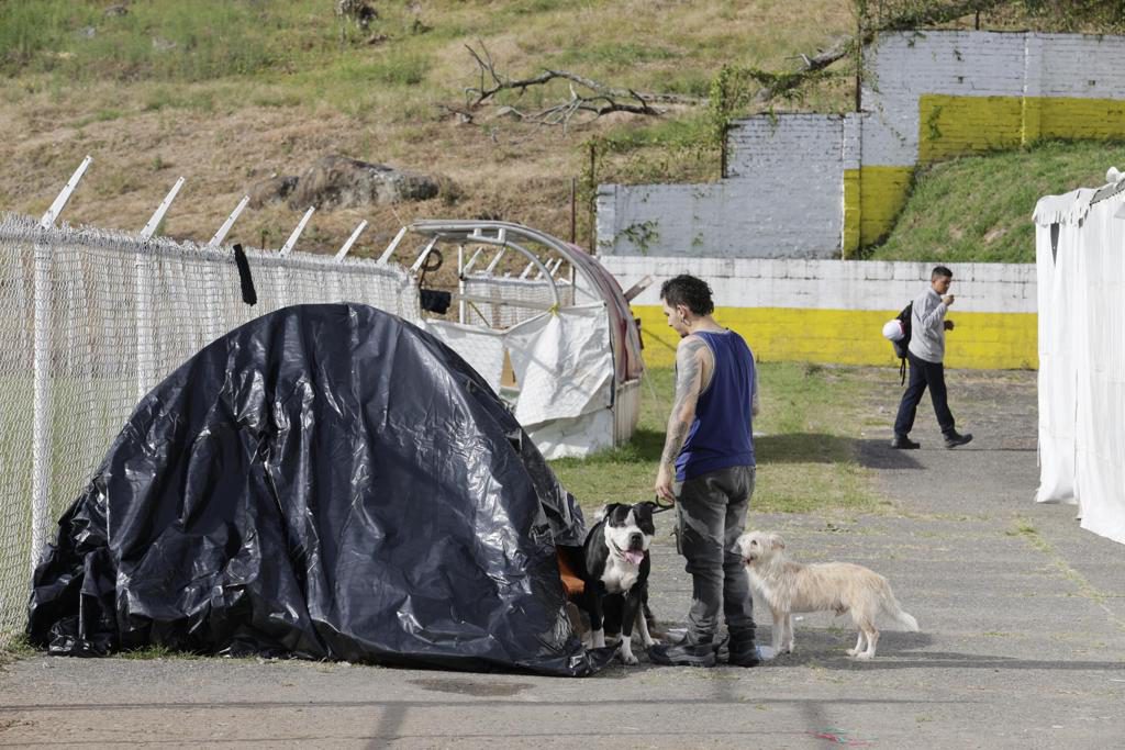 Los albergues, un oasis para las familias que perdieron todo por el terremoto en Colombia