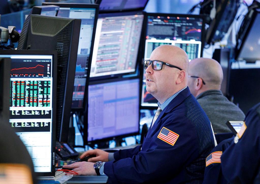Wall Street cierra mixto tras moderarse la inflación en EE.UU. en julio