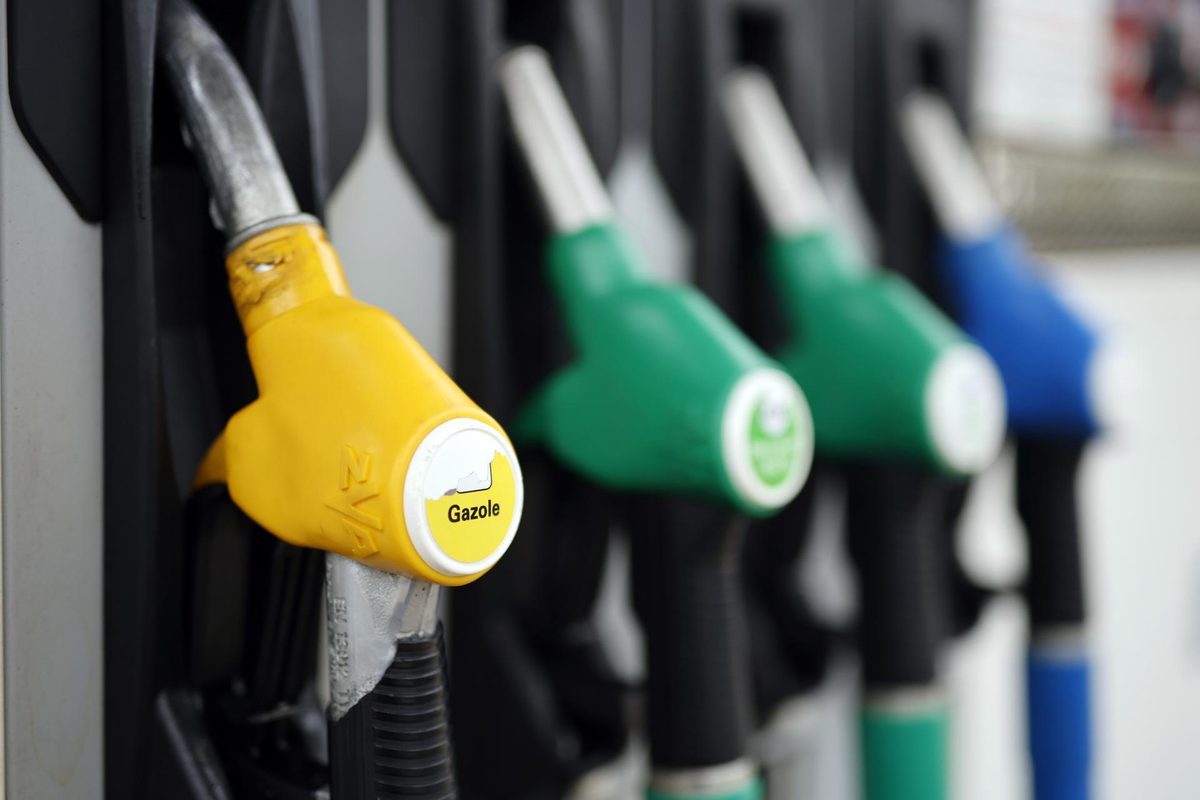 Investigan robo en gasolinera en Las Piedras
