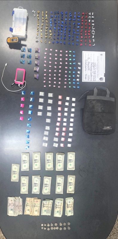 Ocupan sustancias controladas y efectivo durante operativo en Ponce