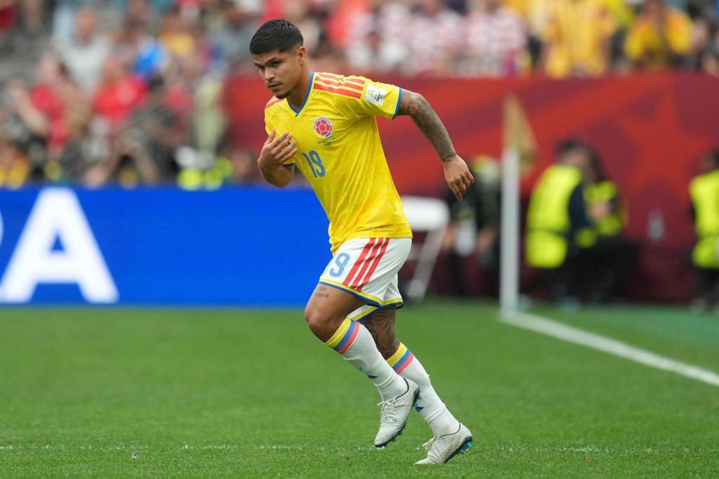 Los colombianos del Betis Cucho y Deossa animan a mandar ayudas para paliar el desastre
