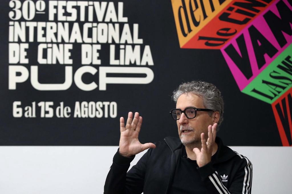«Soy fruto de políticas públicas a la cultura brasileña», dice director Kleber Mendonça