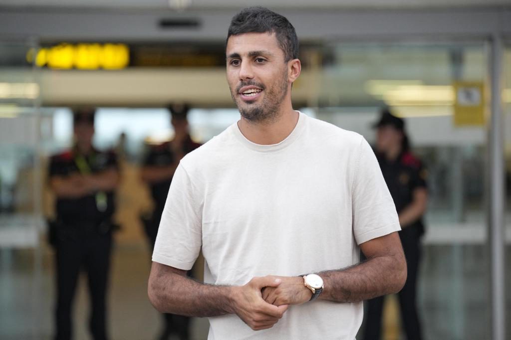 Rodri y Cancelo pasan reconocimiento médico con el Barcelona