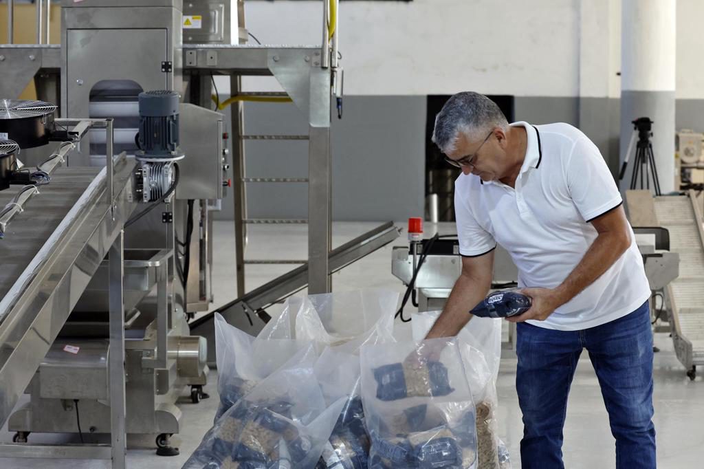Una empresa privada cubana busca producir macarrones con energía solar y ayuda del PNUD