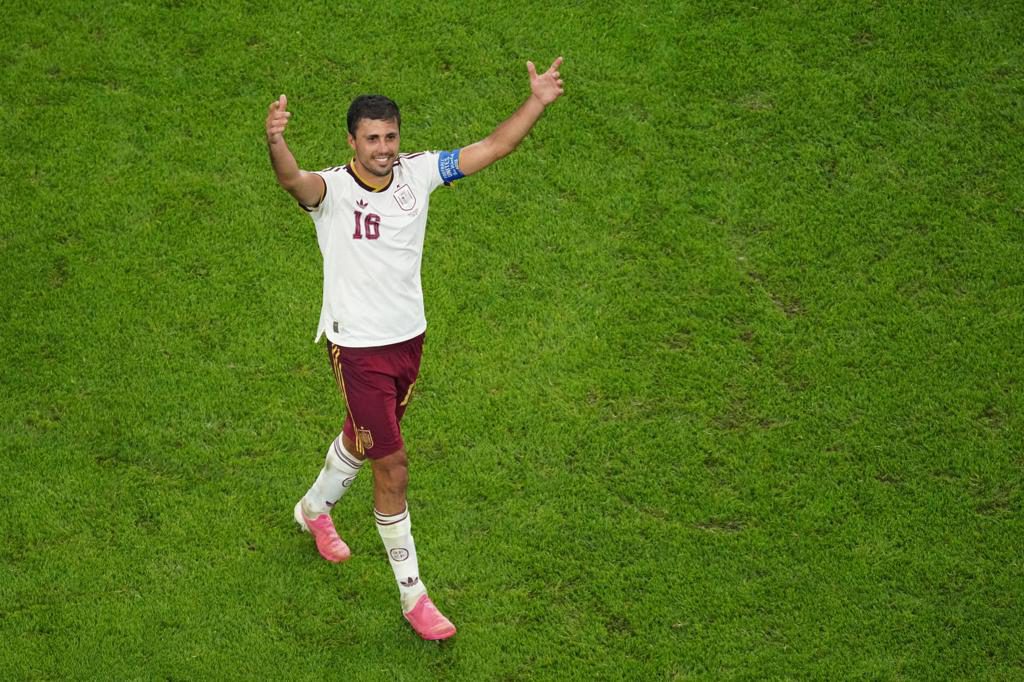 El City confirma el traspaso de Rodri al Barcelona