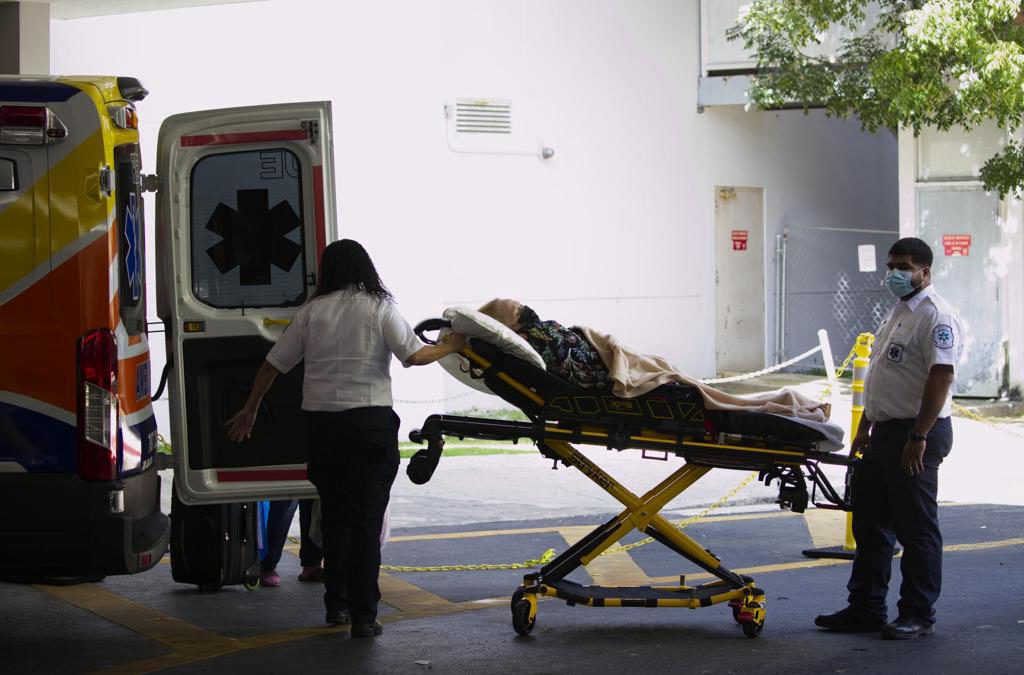Muere un hombre ahogado después de ser arrastrado por corrientes marinas en San Juan