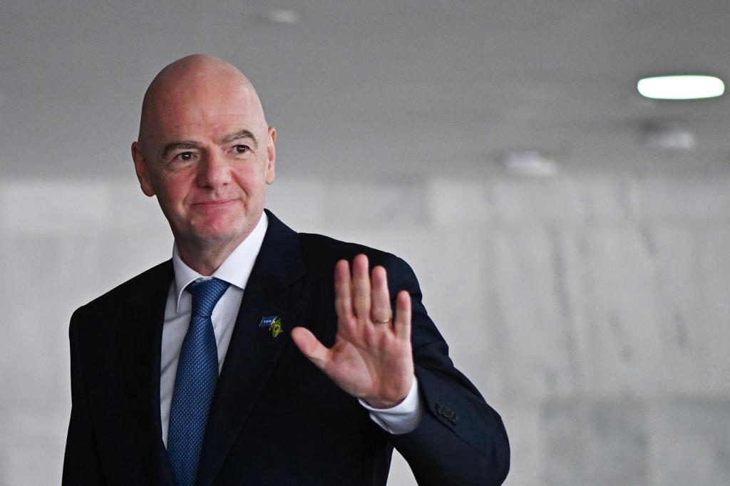 Catar exige a la Confederación Asiática consultar a sus miembros en la crisis de Infantino
