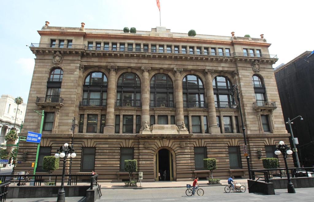 Banxico apuesta por mantener la tasa de interés en 6,5 % ante inflación y riesgos externos