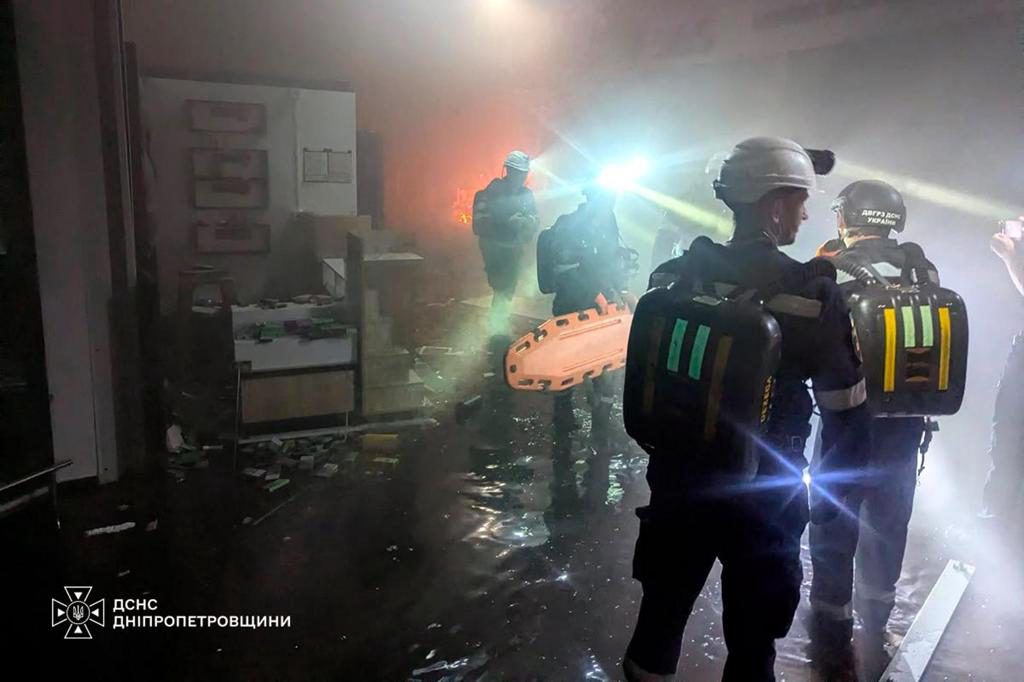 Al menos seis muertos y 91 heridos en un ataque ruso contra un centro comercial en Ucrania