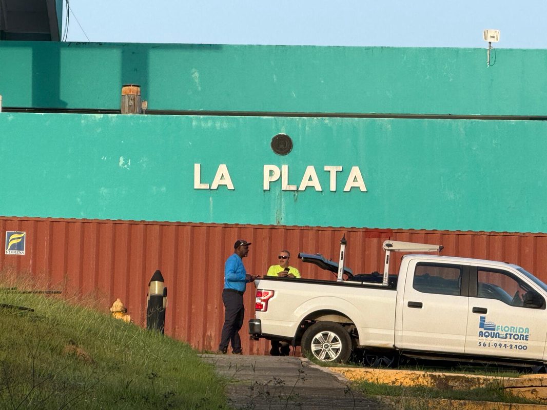 AAA realiza pruebas eléctricas para restablecer bomba averiada en La Plata