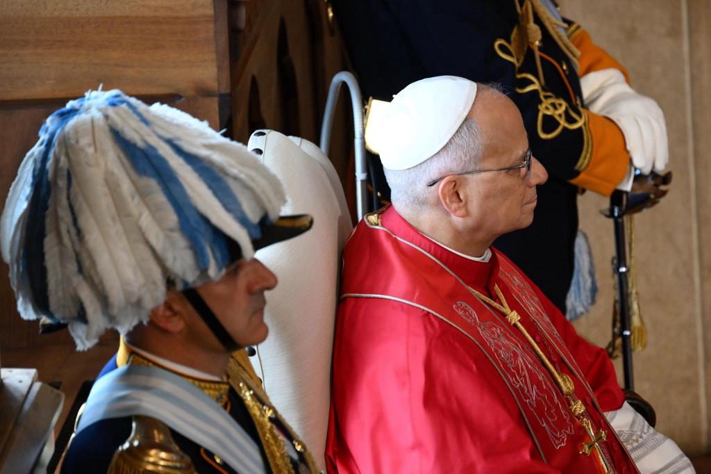 El papa alerta contra la idolatría política que se dice libre pero «es esclava del poder»