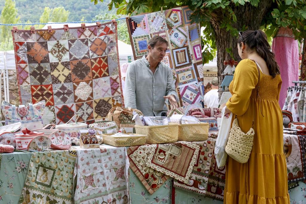 Pradillo (La Rioja) presume de almazuelas, una tradición textil que nació de la necesidad
