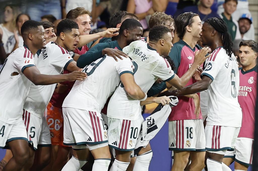 1-2. Espí engalana el debut de Mourinho contra el Espanyol