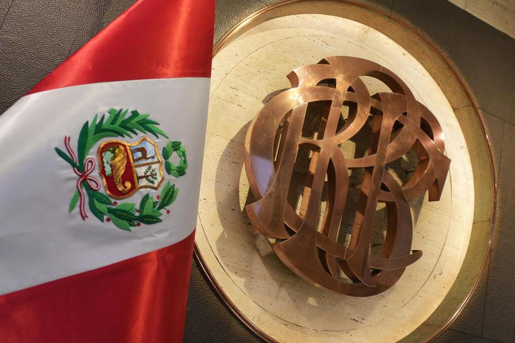 El Banco Central de Perú extenderá el encaje adicional de crédito en moneda extranjera