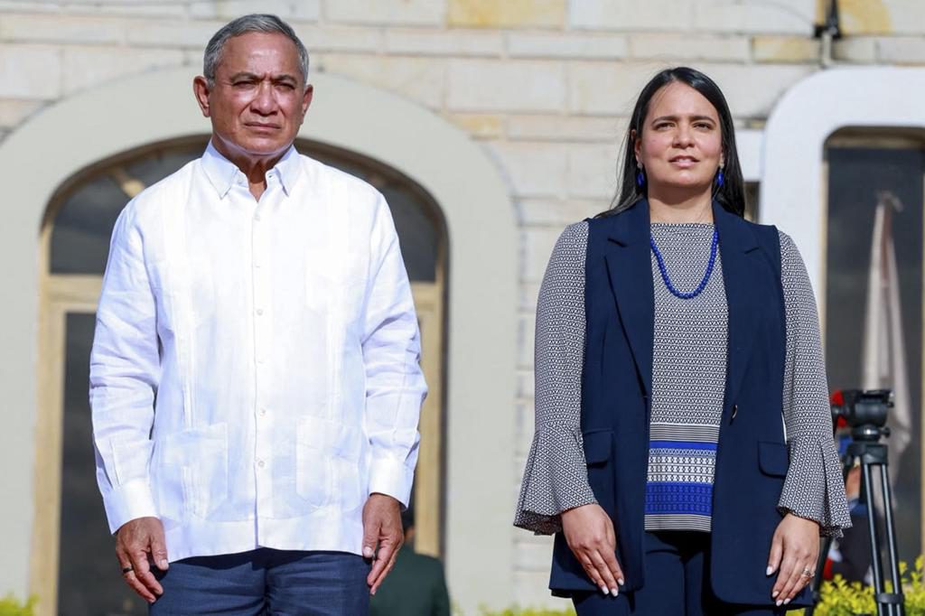 Primer ministro de Belice llega a Honduras para fortalecer relaciones bilaterales