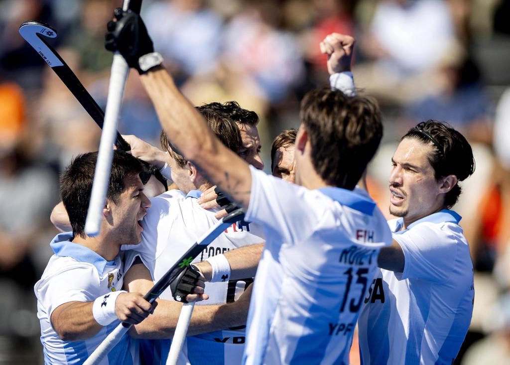 ‘Los Leones’ apuntan a las semifinales con una victoria sobre India (5-3)