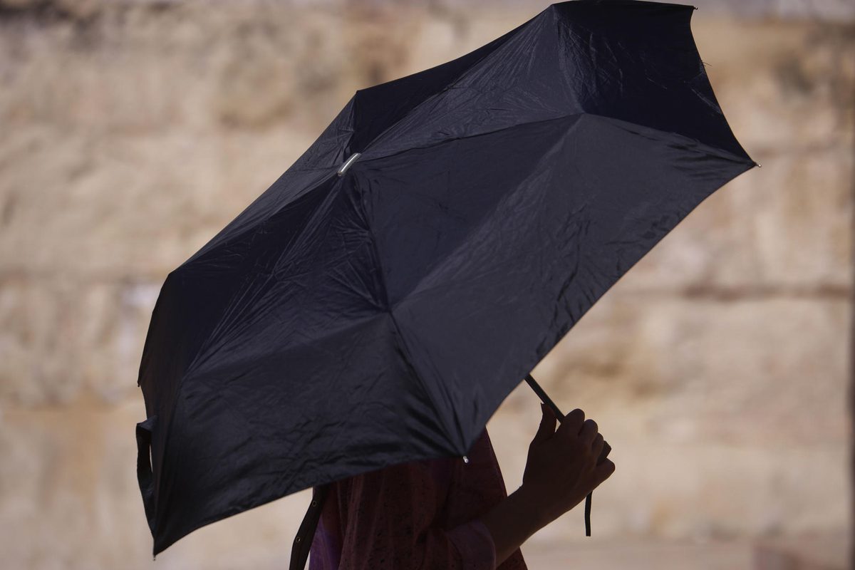 Emiten alerta de calor para 52 municipios, aguaceros y riesgo de inundaciones para los próximos días
