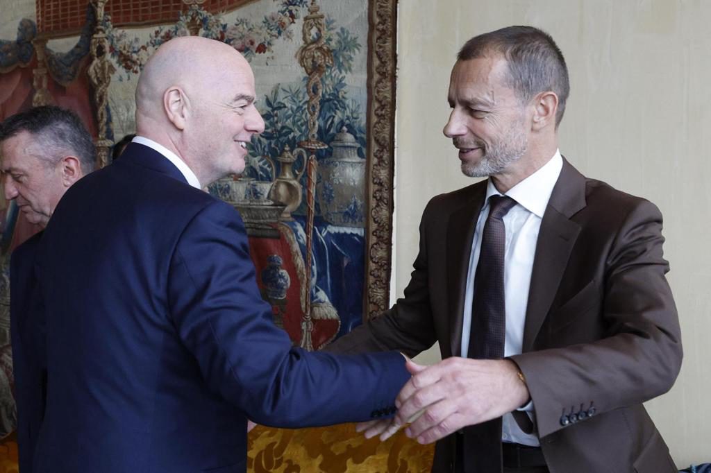 La UEFA prepara una denuncia penal contra Infantino por presunta gestión desleal