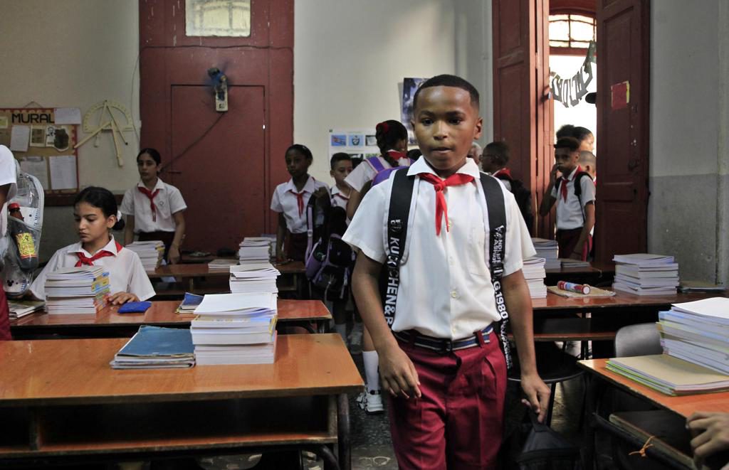 Cuba inicia un curso escolar «ajustado» a la crisis y al “sobresfuerzo” de las familias