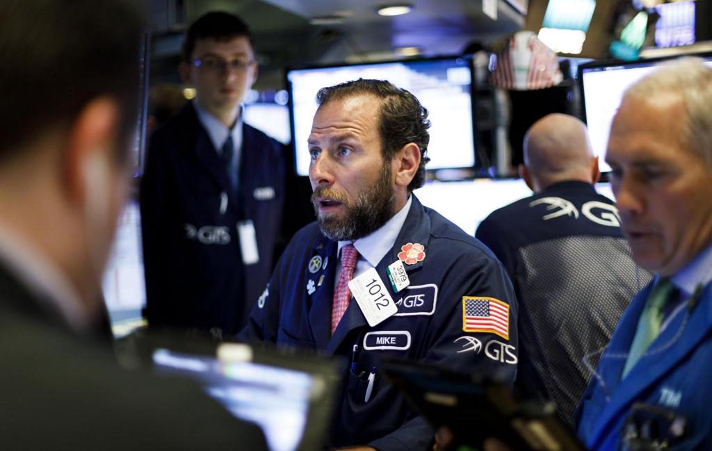 Wall Street cierra en rojo tras el repunte del petróleo y los rendimientos de los bonos
