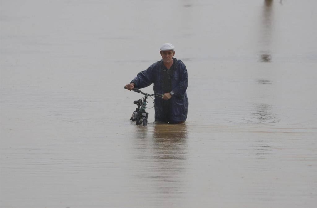 Emiten advertencia de inundaciones para seis municipios del oeste y suroeste de la isla