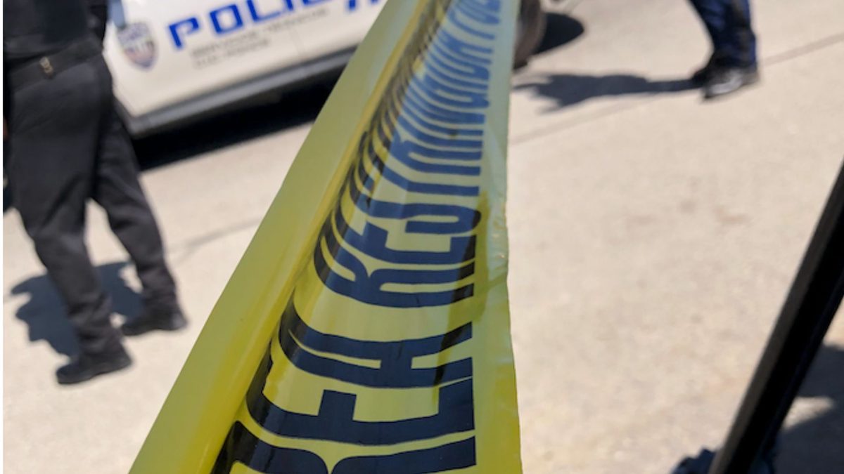 Investigan asesinato de un hombre en parque de Hato Rey