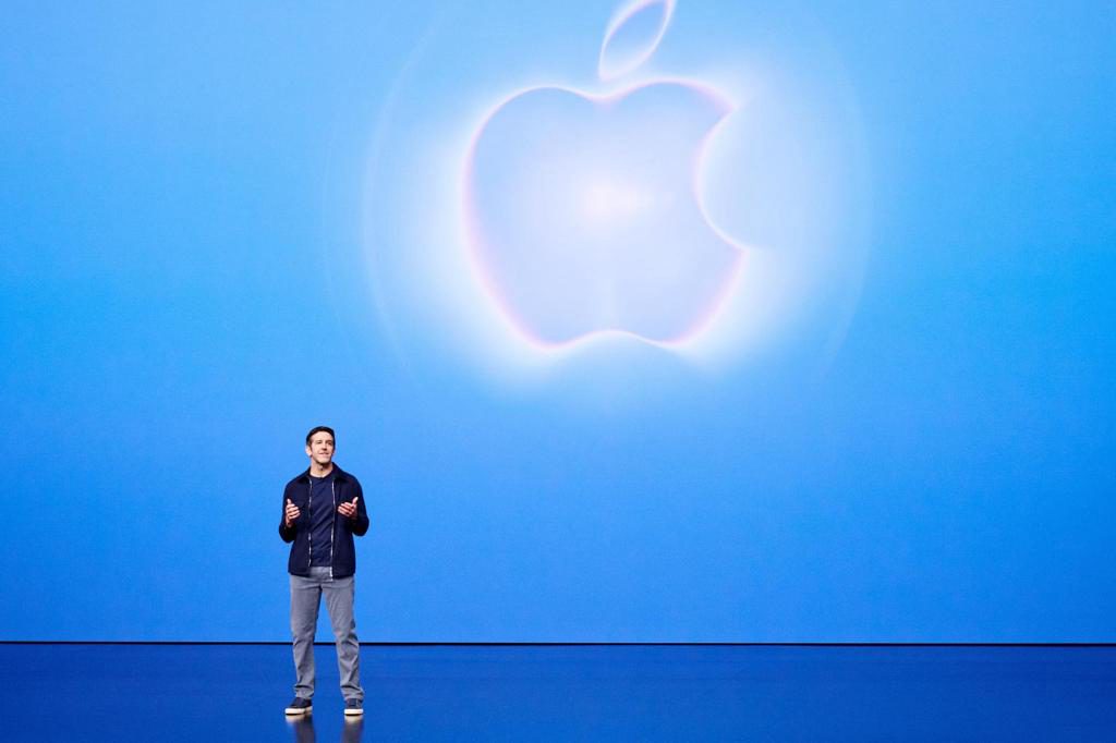 Apple da el salto a los plegables con ‘iPhone Duo’, que costará 1.999 dólares