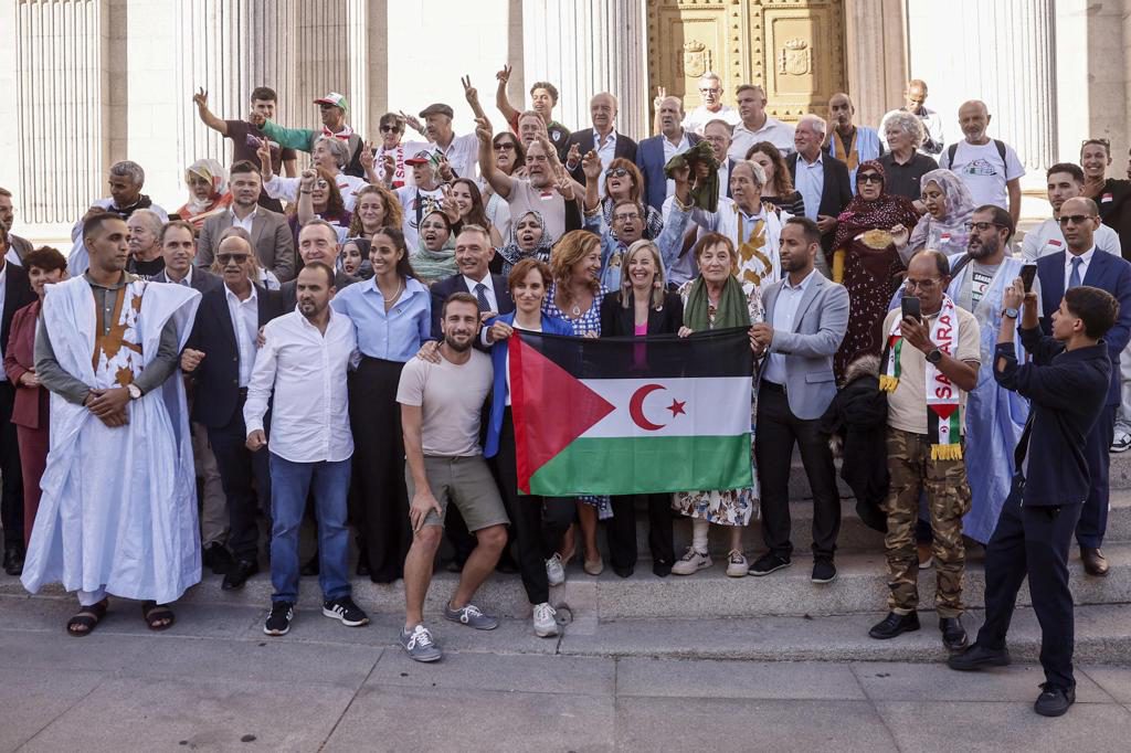 El Congreso español aprueba la nacionalidad para los saharauis en un «paso histórico»