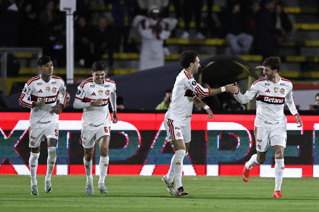 0-2. Flamengo separa el boleto a semifinales al vencer a Independiente del Valle
